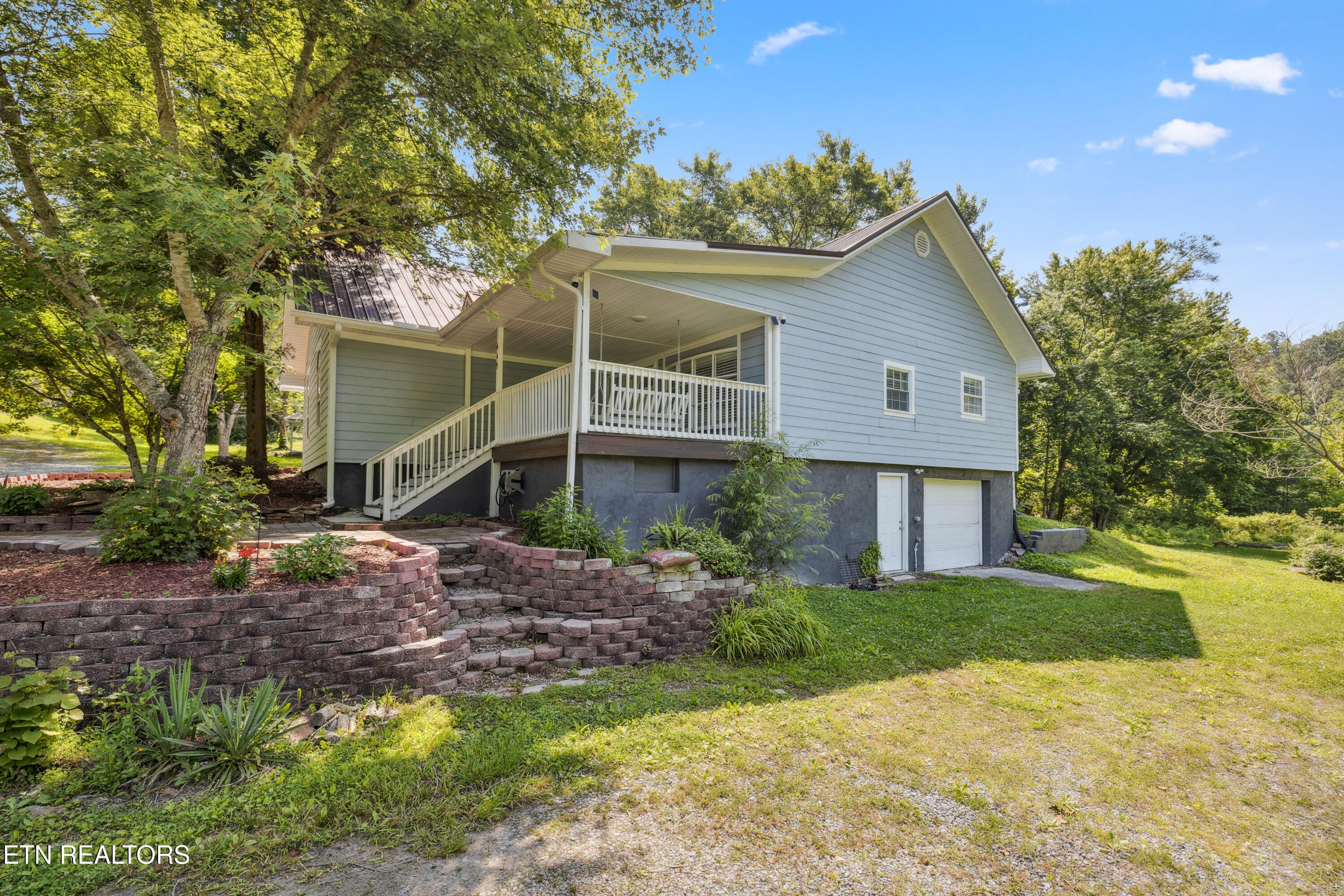 449 Carpenter Road Mooresburg, TN 37811 - Photo 4 of 51 Positive Perceptions-3