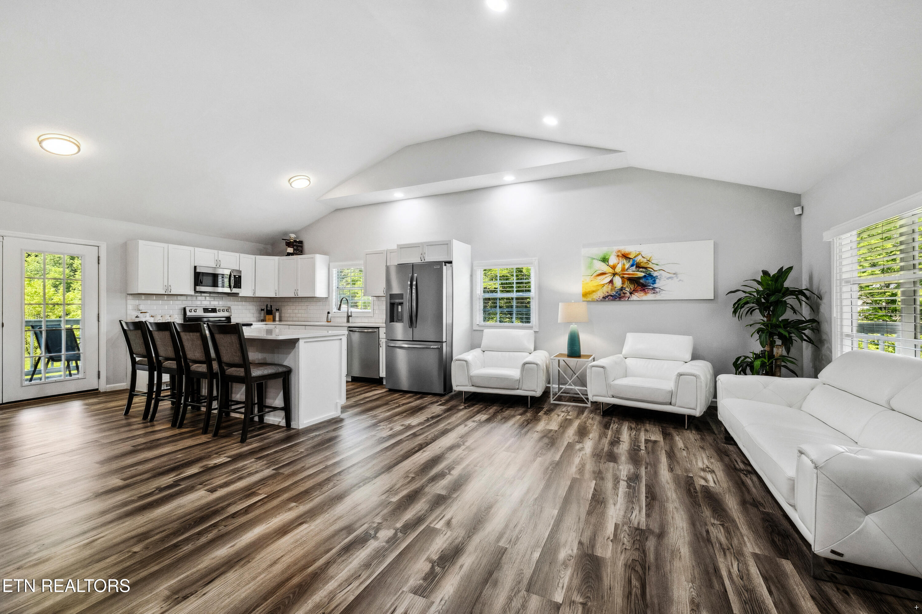449 Carpenter Road Mooresburg, TN 37811 - Photo 7 of 51 Positive Perceptions-6