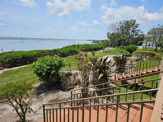 $2,495 | 6430 Sun Eagle Lane, Unit 103, Bradenton, FL 34210