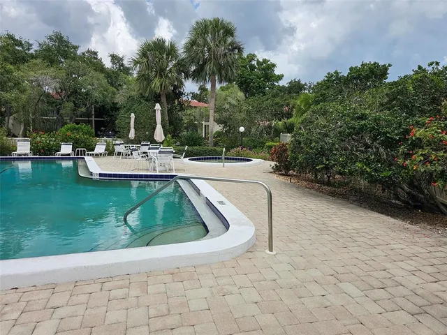 $2,495 | 6430 Sun Eagle Lane, Unit 103, Bradenton, FL 34210