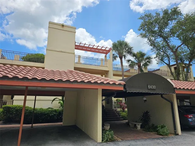 $2,495 | 6430 Sun Eagle Lane, Unit 103, Bradenton, FL 34210