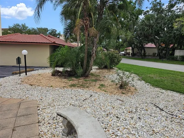 $2,495 | 6430 Sun Eagle Lane, Unit 103, Bradenton, FL 34210