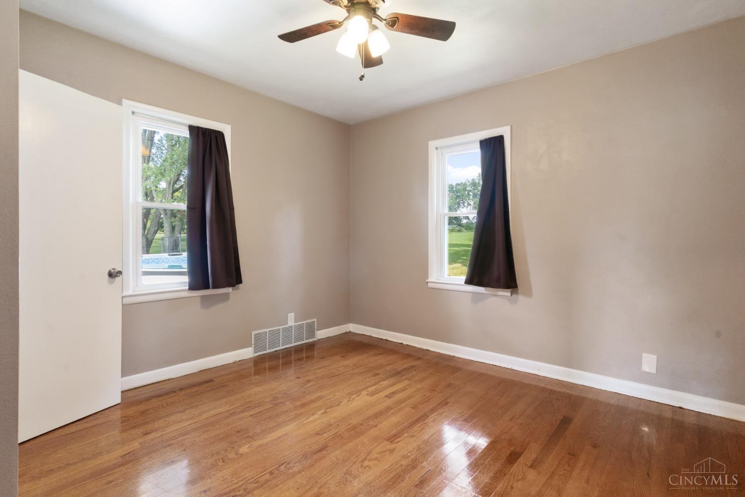 2231 West Elkton Road Hamilton, OH 45013 - Photo 27 of 34 Gallery Image 27