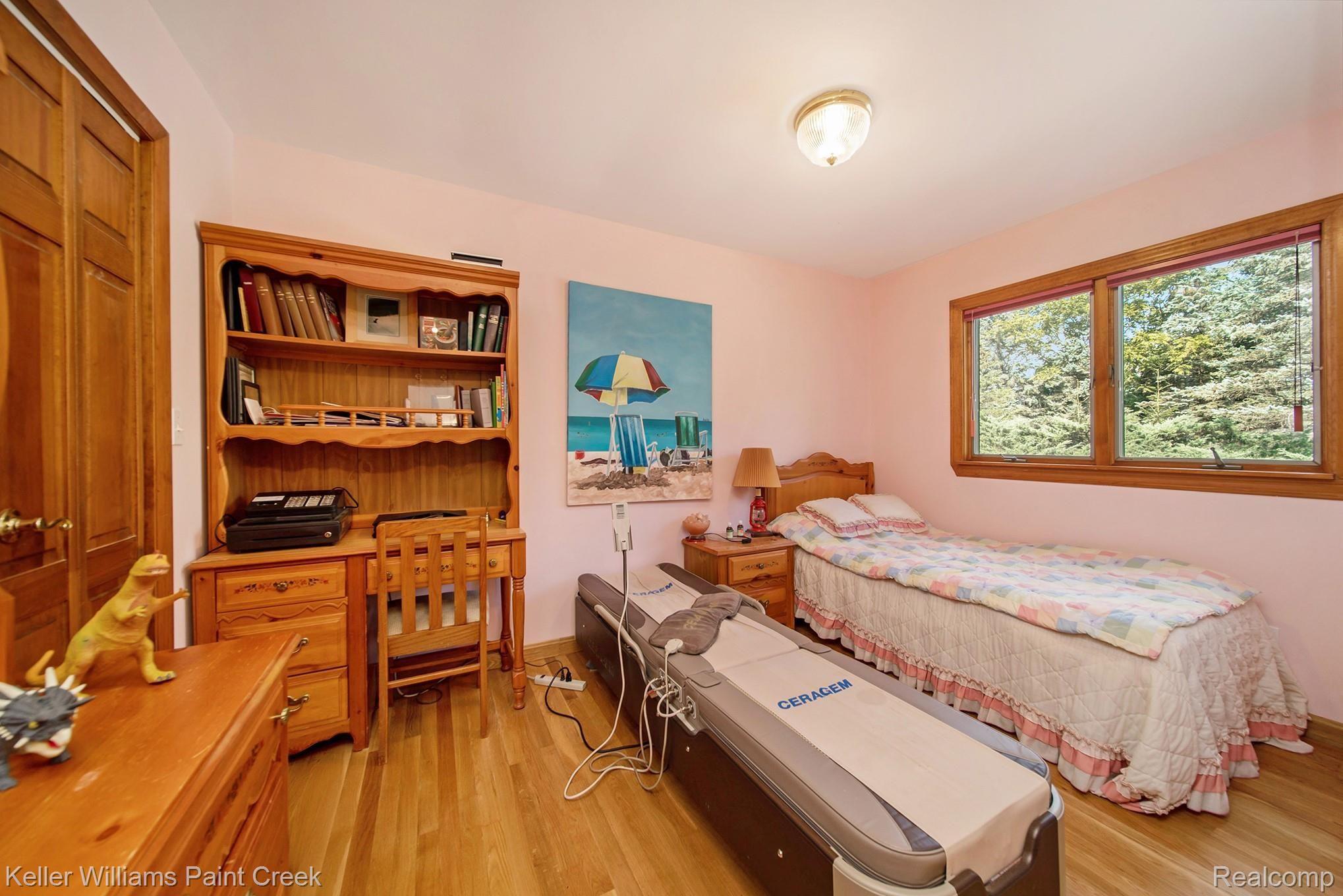727 East Romeo Road Leonard, MI 48367 - Photo 10 of 27 727 Romeo_11.jpg