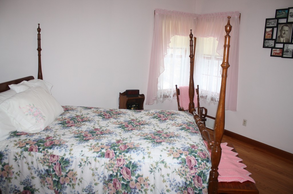 25 River Road Erving, MA 01344 - Photo 14 of 17 Gallery Image 14