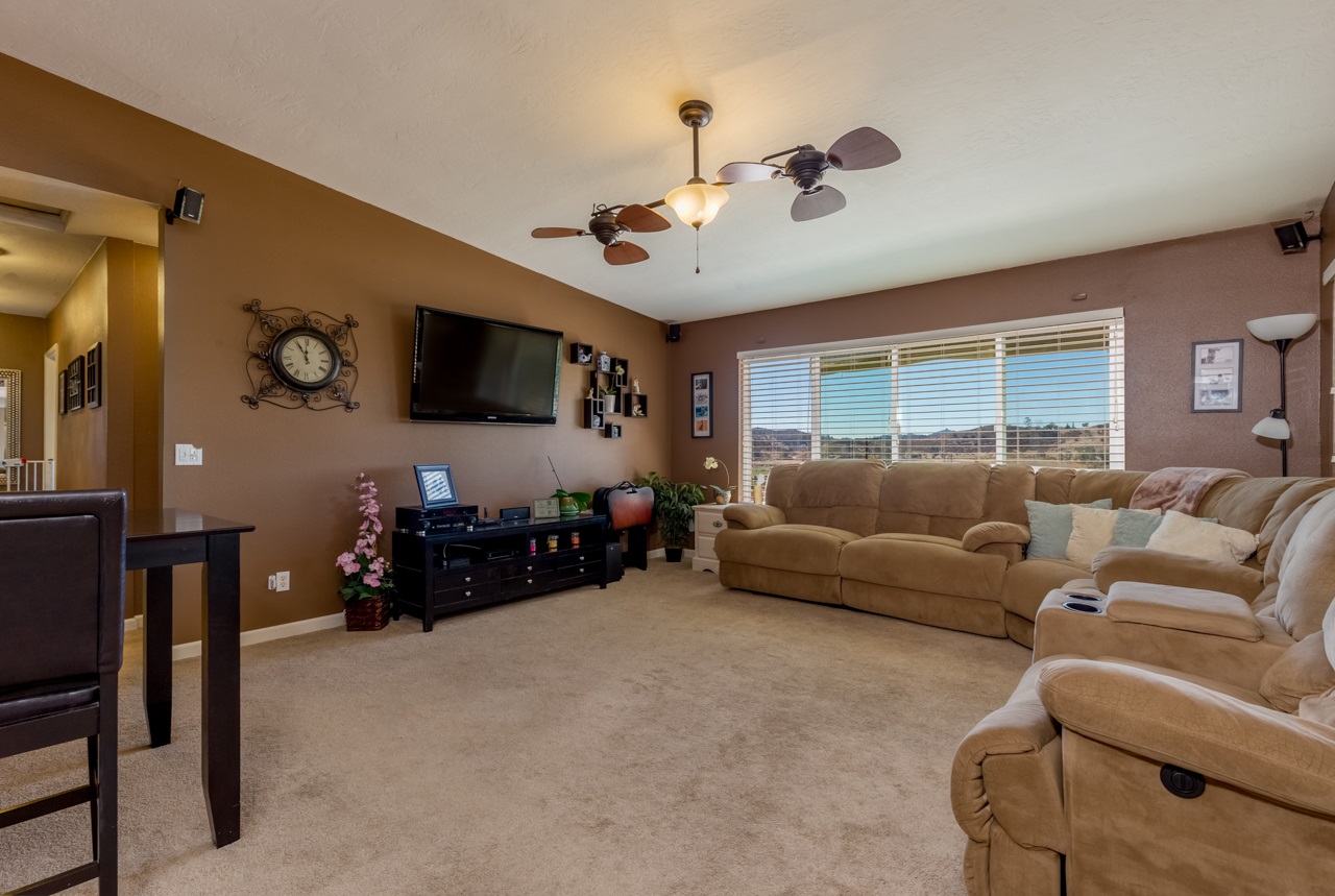 13702 Willow Road Lakeside, CA 92040 - Photo 10 of 24