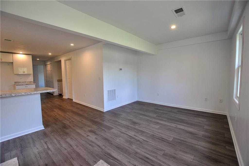 110 Keasey Road Cabot, PA 16023 - Photo 3 of 17 Gallery Image 3