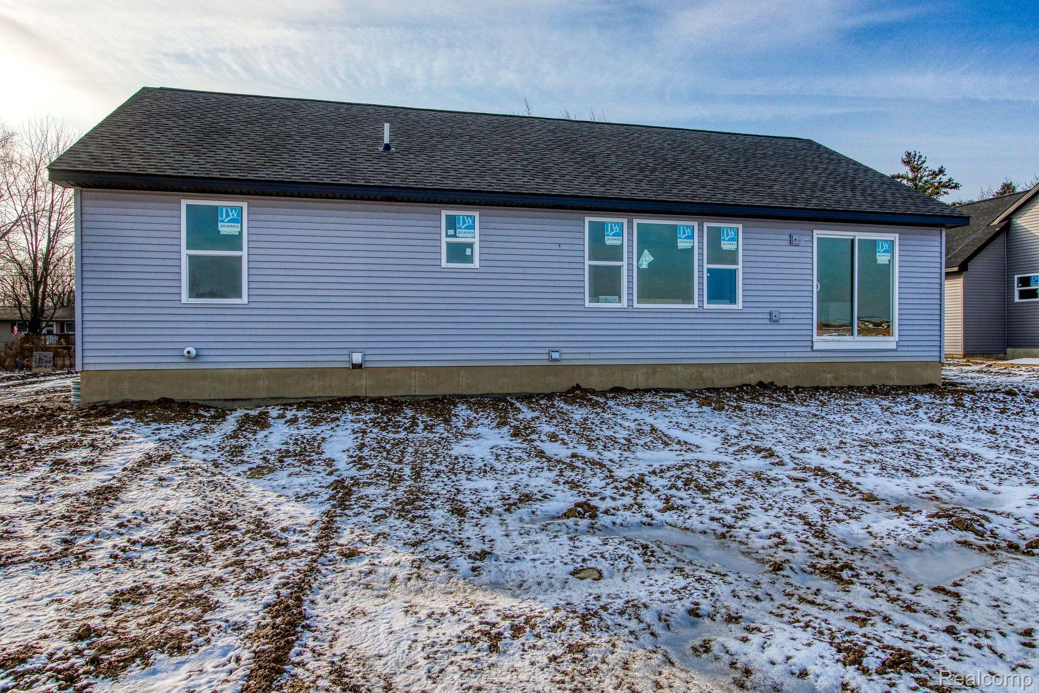 34277 Pratt Road Memphis, MI 48041 - Photo 43 of 44 Gallery Image 43