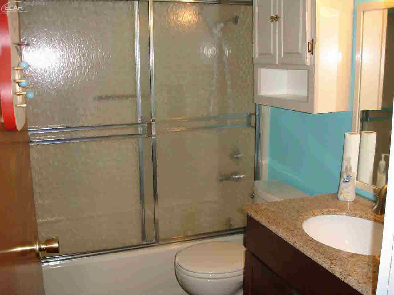 7345 Elms Road Flushing, MI 48433 - Photo 7 of 25 21255261-6.JPG
