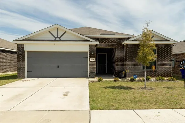$1,850 | 1938 Madison Drive, Seagoville, TX 75159