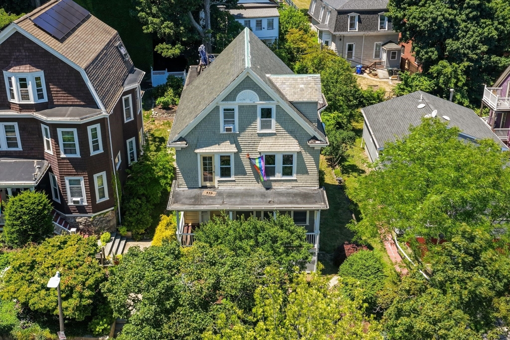 17 Windermere Road Boston, MA 02125 - Photo 2 of 38