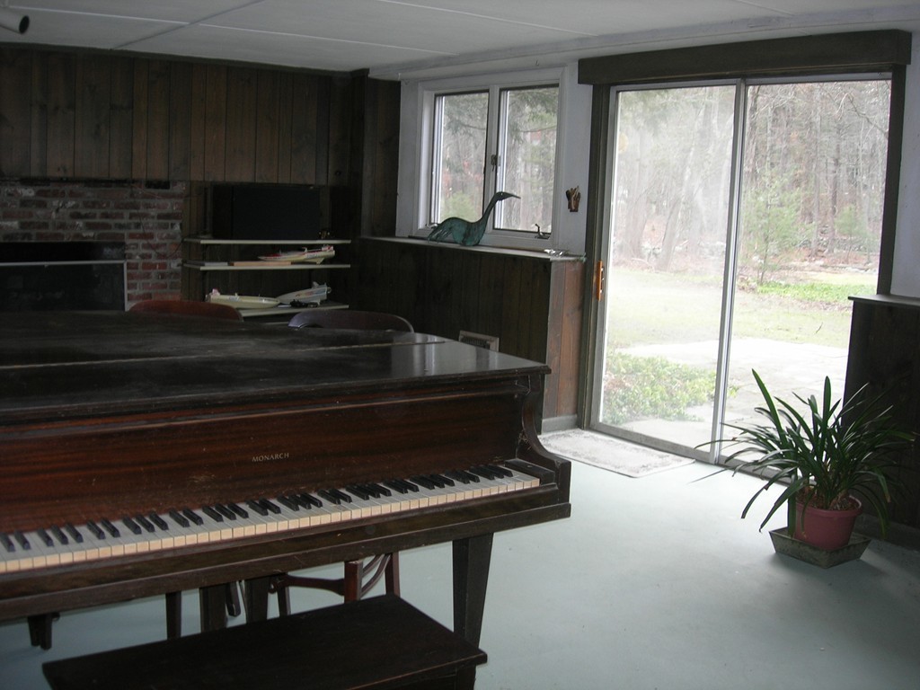 25 Page Farm Road Sherborn, MA 01770 - Photo 26 of 30 Gallery Image 26