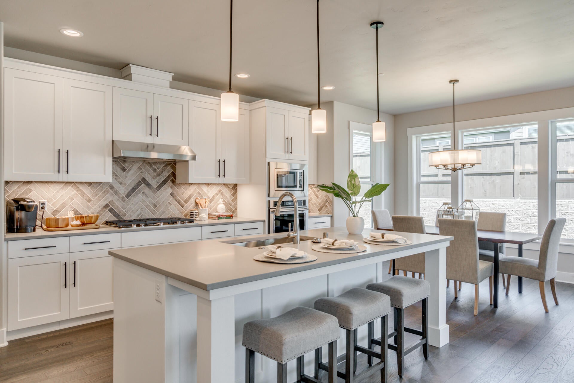 3064 Northwest Hidden Rdg Drive Bend, OR 97703 - Photo 12 of 28 Photos are of like model