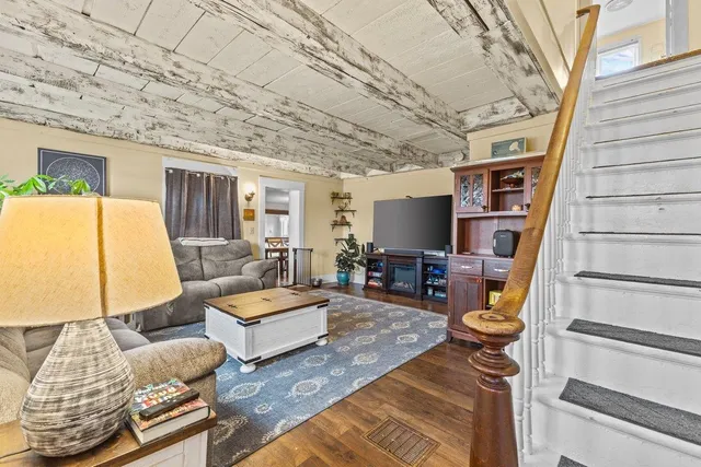 $815,000 | 266 Highway 15, Jericho, VT 05465