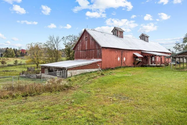 $815,000 | 266 Highway 15, Jericho, VT 05465