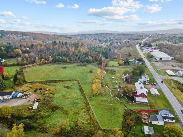 $815,000 | 266 Highway 15, Jericho, VT 05465