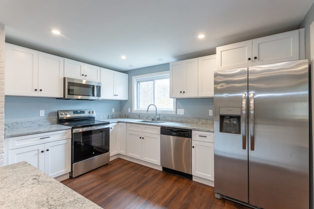 30 Ridgefield Drive Framingham, MA 01701 - Photo 16 of 42