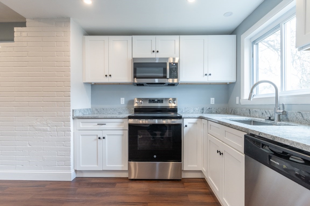 30 Ridgefield Drive Framingham, MA 01701 - Photo 18 of 42