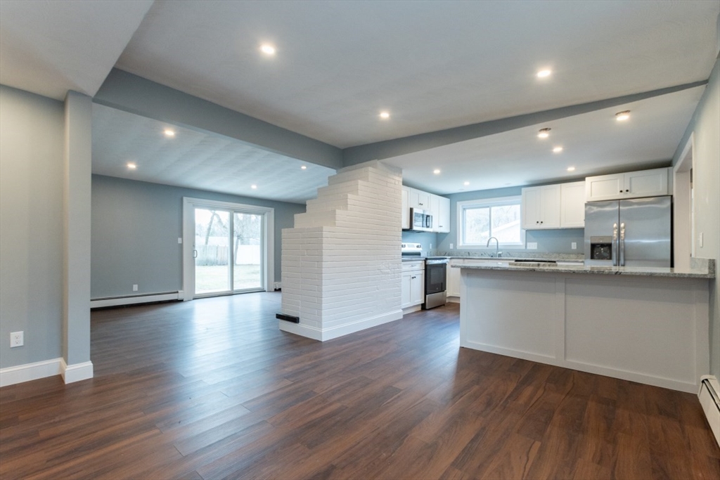 30 Ridgefield Drive Framingham, MA 01701 - Photo 10 of 42