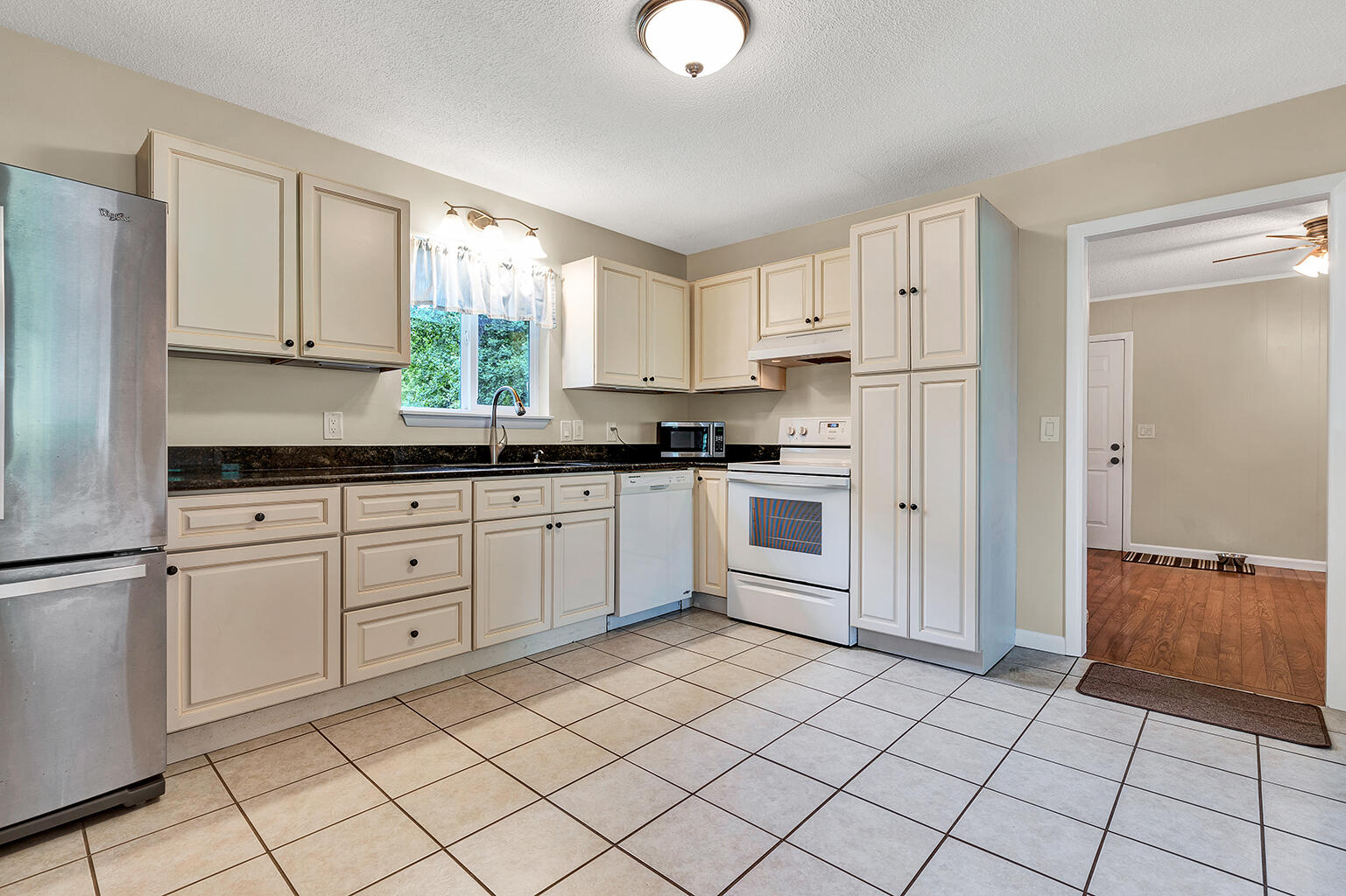 3770 Prospect Church Road Ooltewah, TN 37363 - Photo 8 of 27 DSC06441