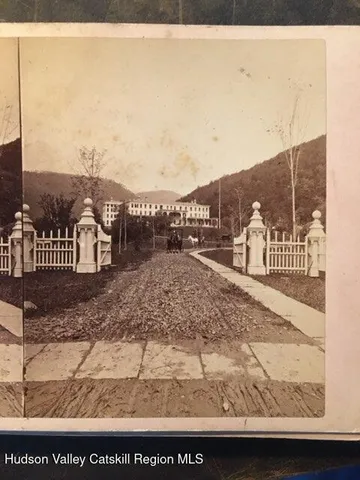 a view of lake and mountain view
