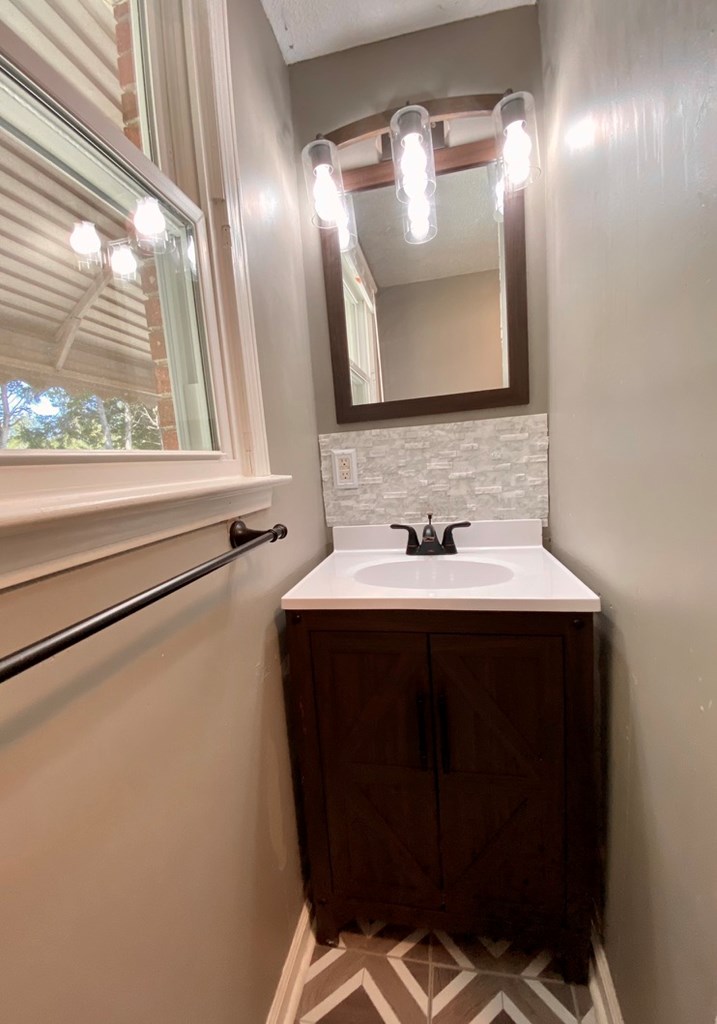 2726 Scotts Ferry Road Troy, SC 29848 - Photo 11 of 30