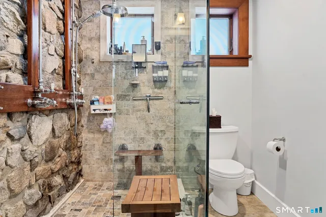 $599,900 | 40 Rice Lane, Beacon Falls, CT 06403