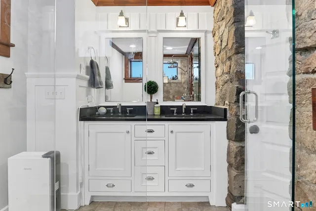 $599,900 | 40 Rice Lane, Beacon Falls, CT 06403