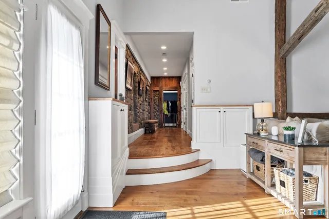 $599,900 | 40 Rice Lane, Beacon Falls, CT 06403