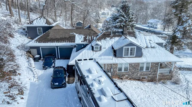 $599,900 | 40 Rice Lane, Beacon Falls, CT 06403