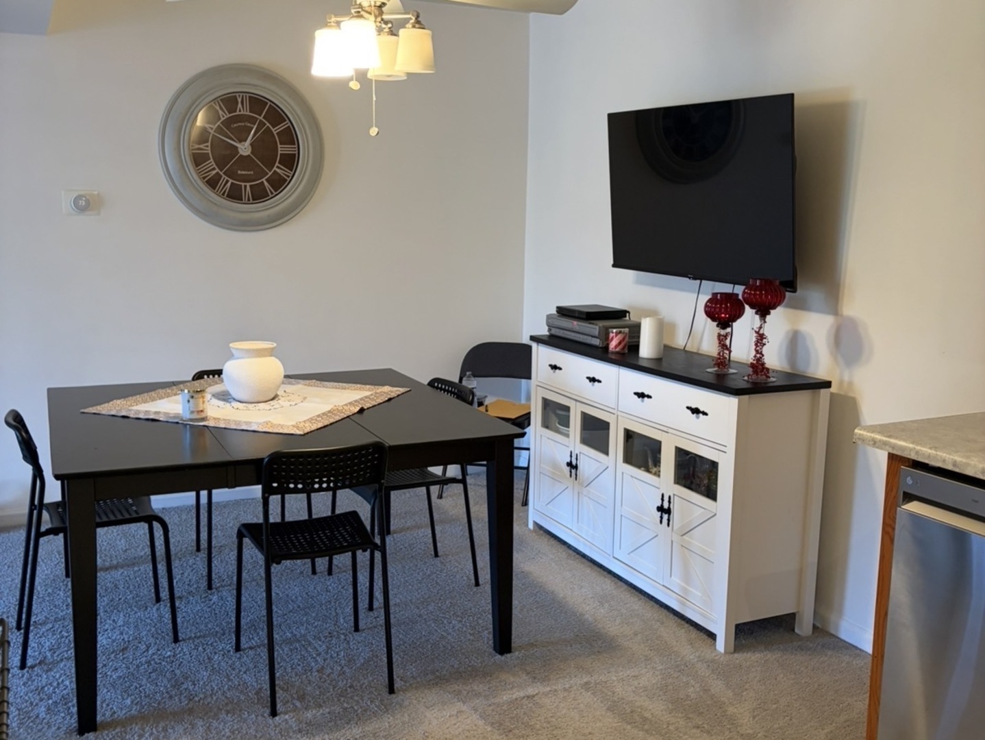 614 Tralee Court, Unit 2D Schaumburg, IL 60193 - Photo 9 of 17