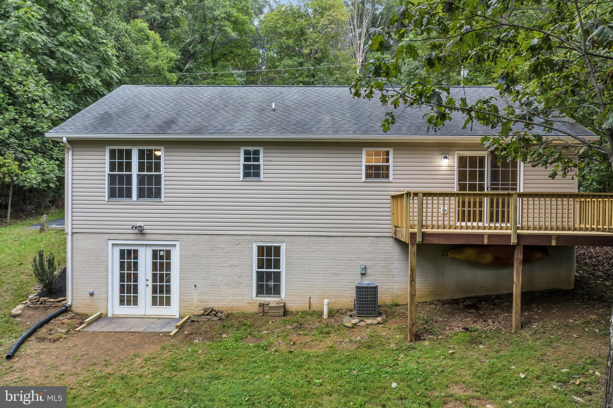 2196 High Top Road Linden, VA 22642 - Photo 27 of 33 Back Deck with Basement Walk Out