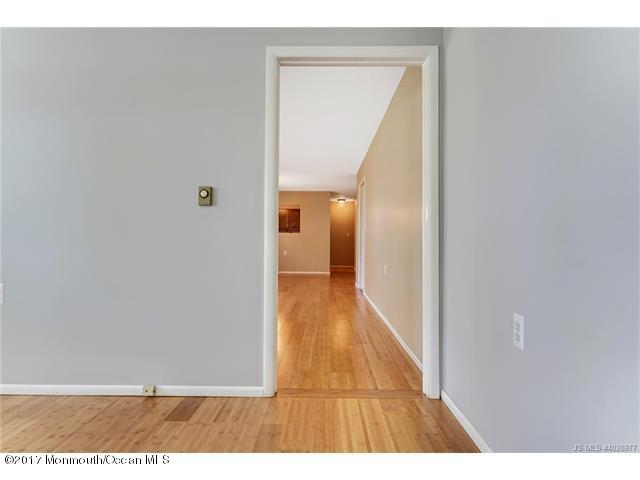 3 Walnut Road, Unit 4 Manahawkin, NJ 08050 - Photo 5 of 23 5