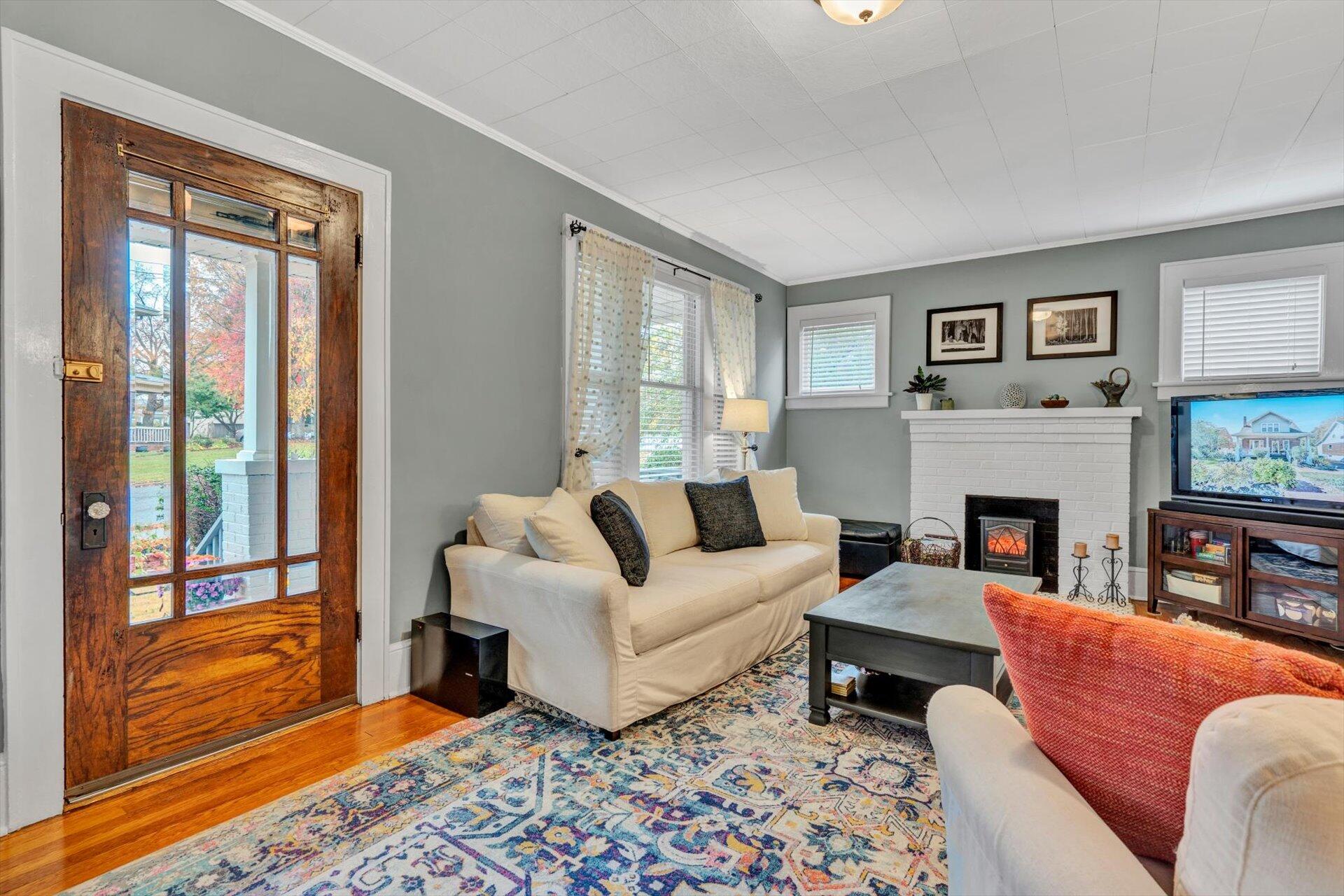1325 Brighton Road Southwest Roanoke, VA 24015 - Photo 7 of 41 06-DSC7954