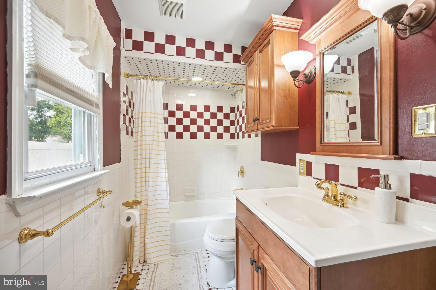 446 Cutler Avenue Maple Shade, NJ 08052 - Photo 12 of 20