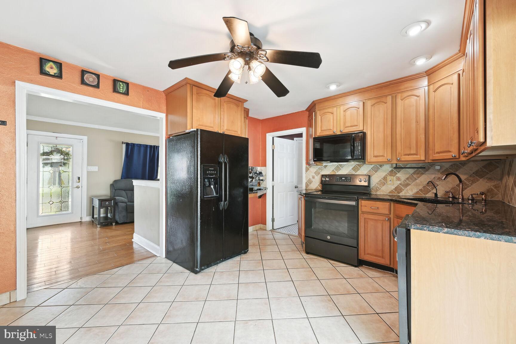 446 Cutler Avenue Maple Shade, NJ 08052 - Photo 10 of 20