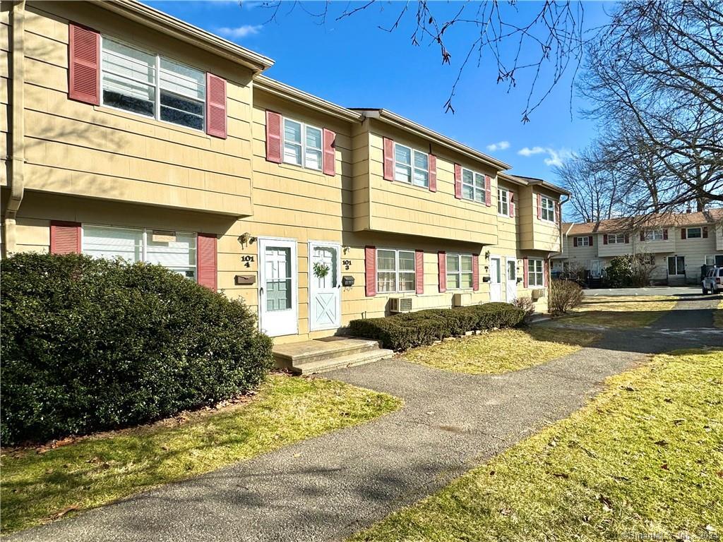101 Ridge Road, Unit 4 Naugatuck, CT 06770 - Photo 1 of 1