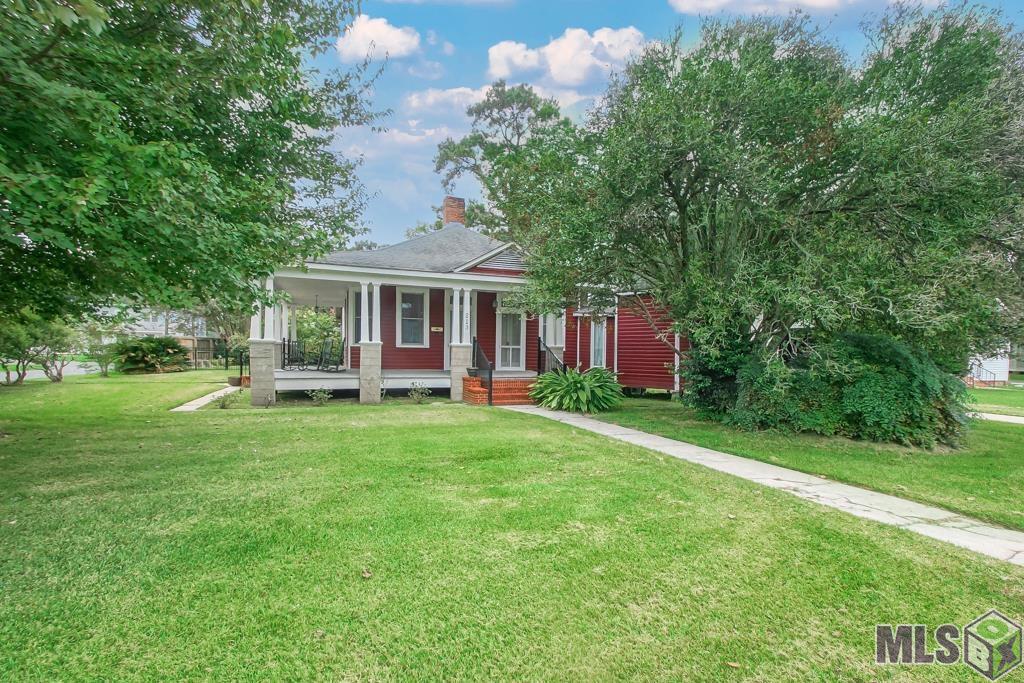 213 Richey Street New Roads, LA 70760 - Photo 2 of 24 Front View of Home
