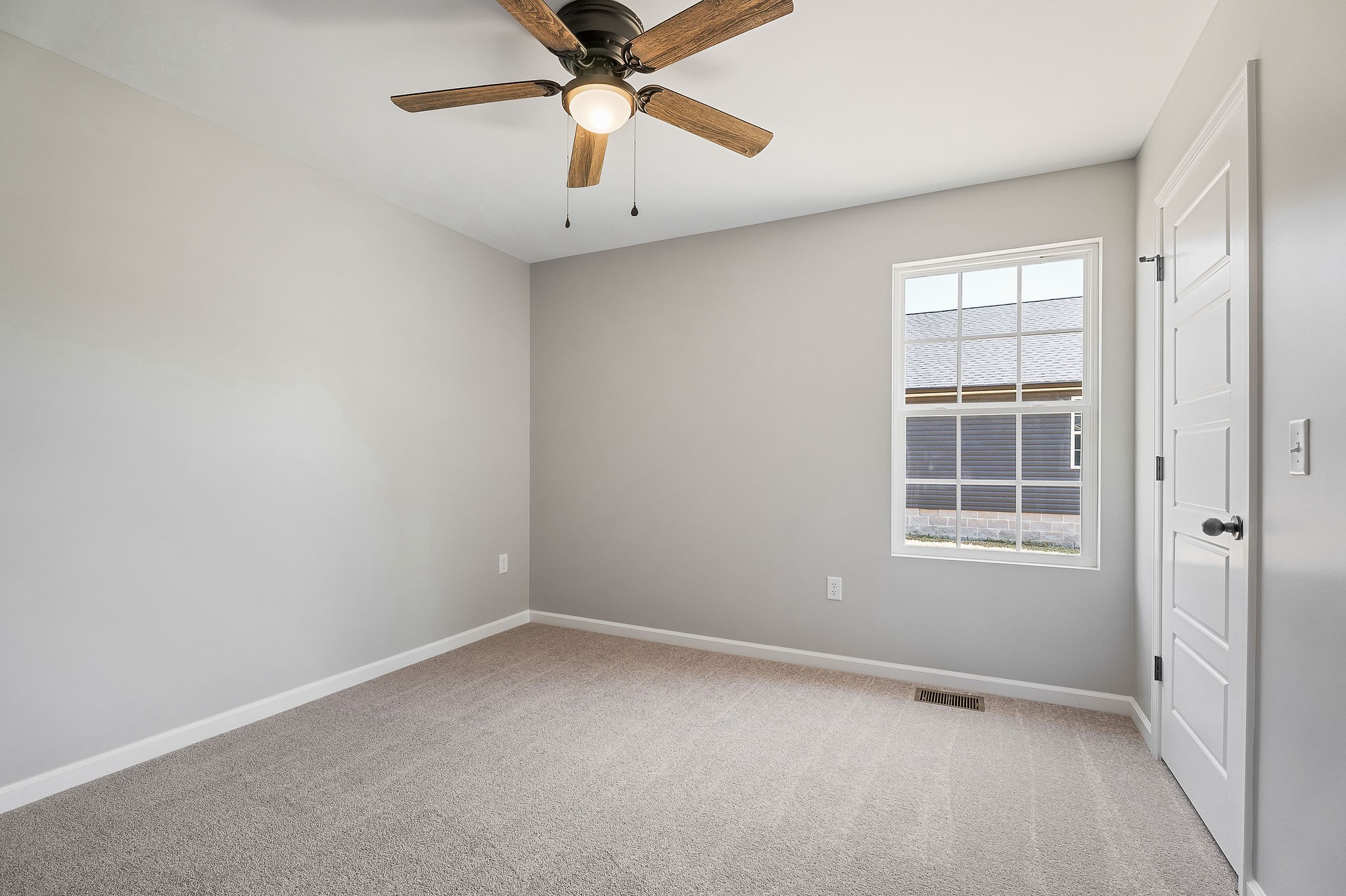809 Smith Road Smithville, TN 37166 - Photo 11 of 28 Gallery Image 11