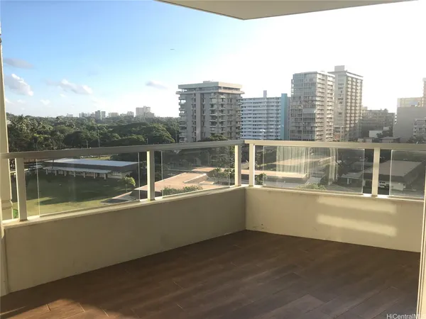 $2,800 | 2600 Pualani Way, Unit 905, Honolulu, HI 96815