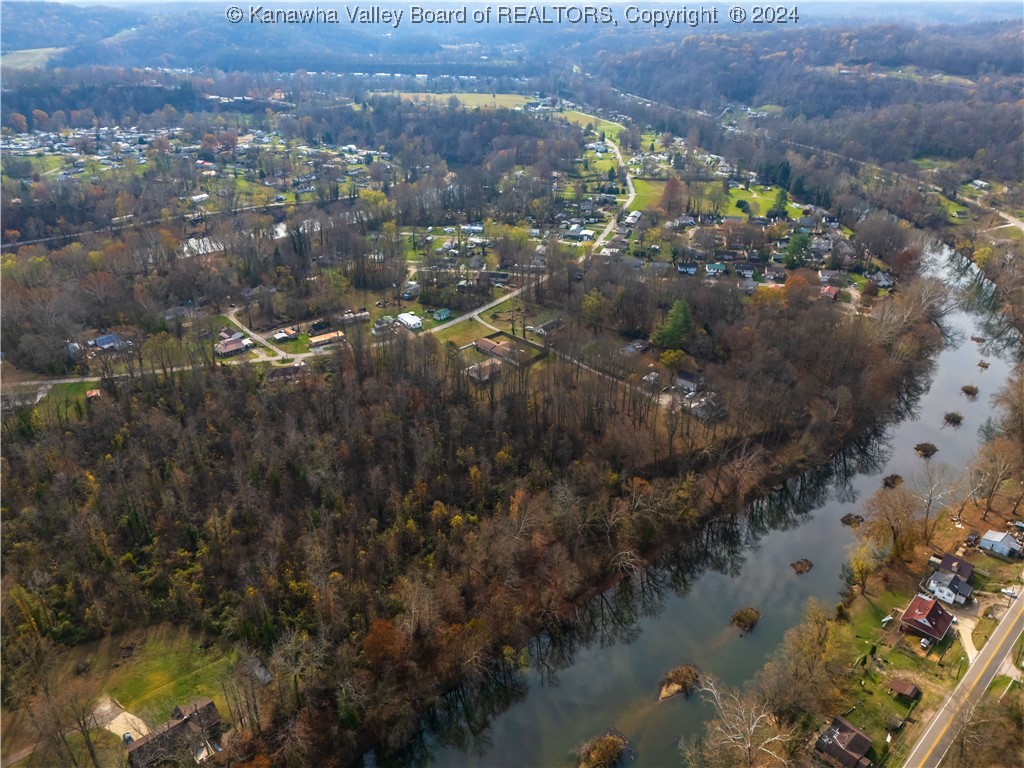 2 Lower Falls Road St. Albans, WV 25177 - Photo 3 of 8 Gallery Image 3
