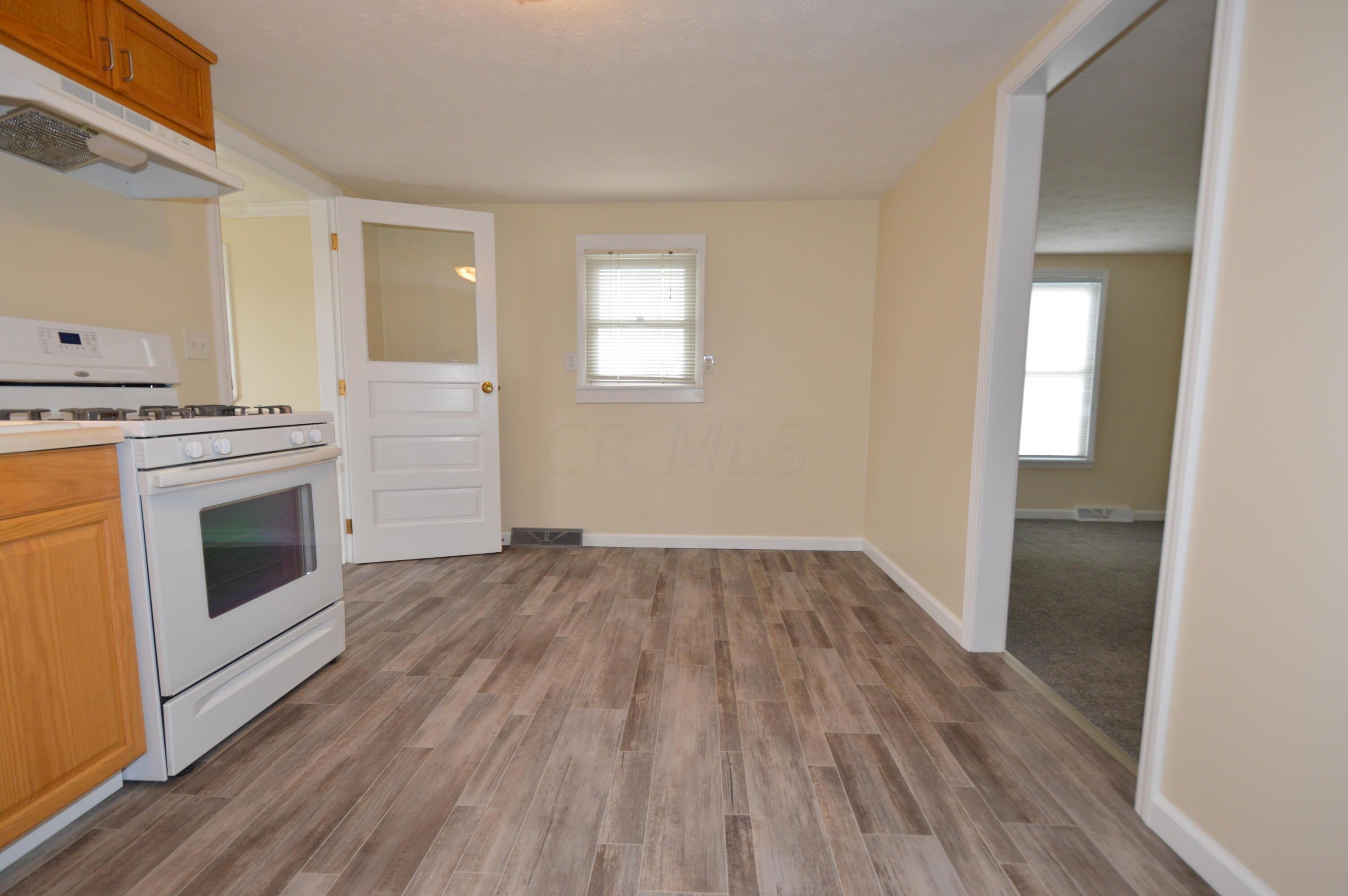 5250 Kerns Road Springfield, OH 45502 - Photo 7 of 35 DSC_0020 4