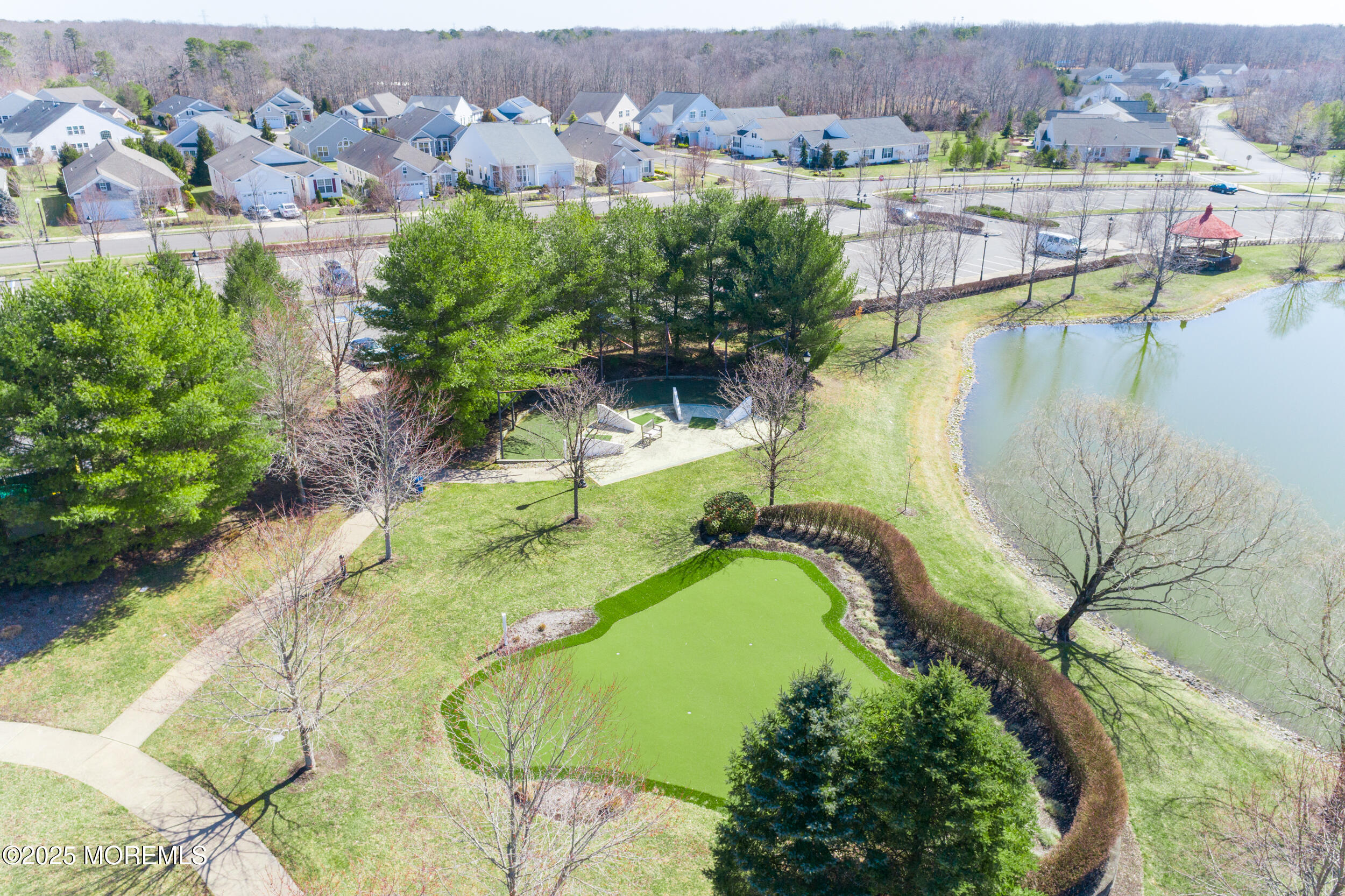 23 Lenox Road Jackson, NJ 08527 - Photo 34 of 35 Club 5