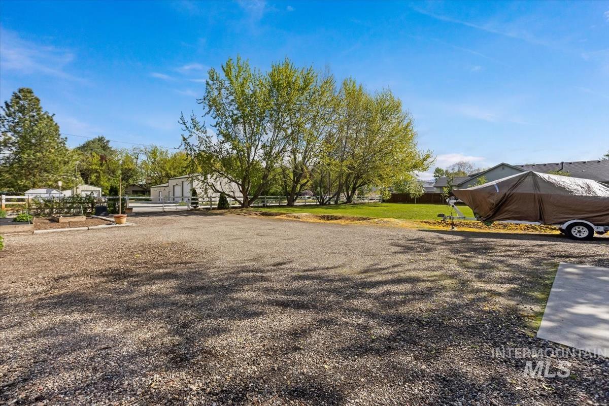 4870 North Farrow Street Boise, ID 83713 - Photo 32 of 40 View of road