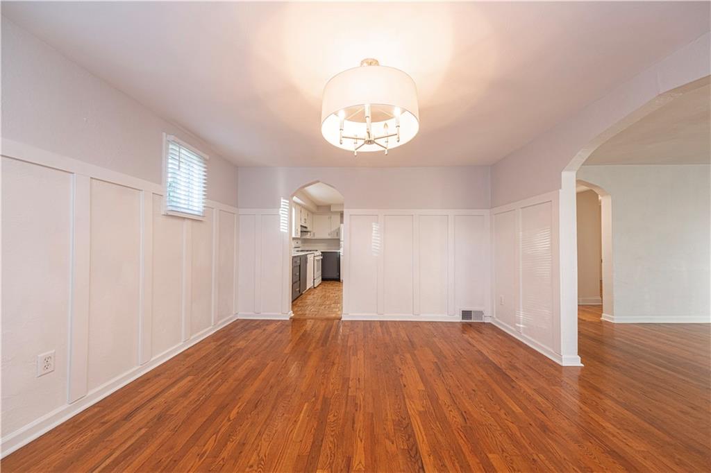 22 Herbst Road Coraopolis, PA 15108 - Photo 6 of 40