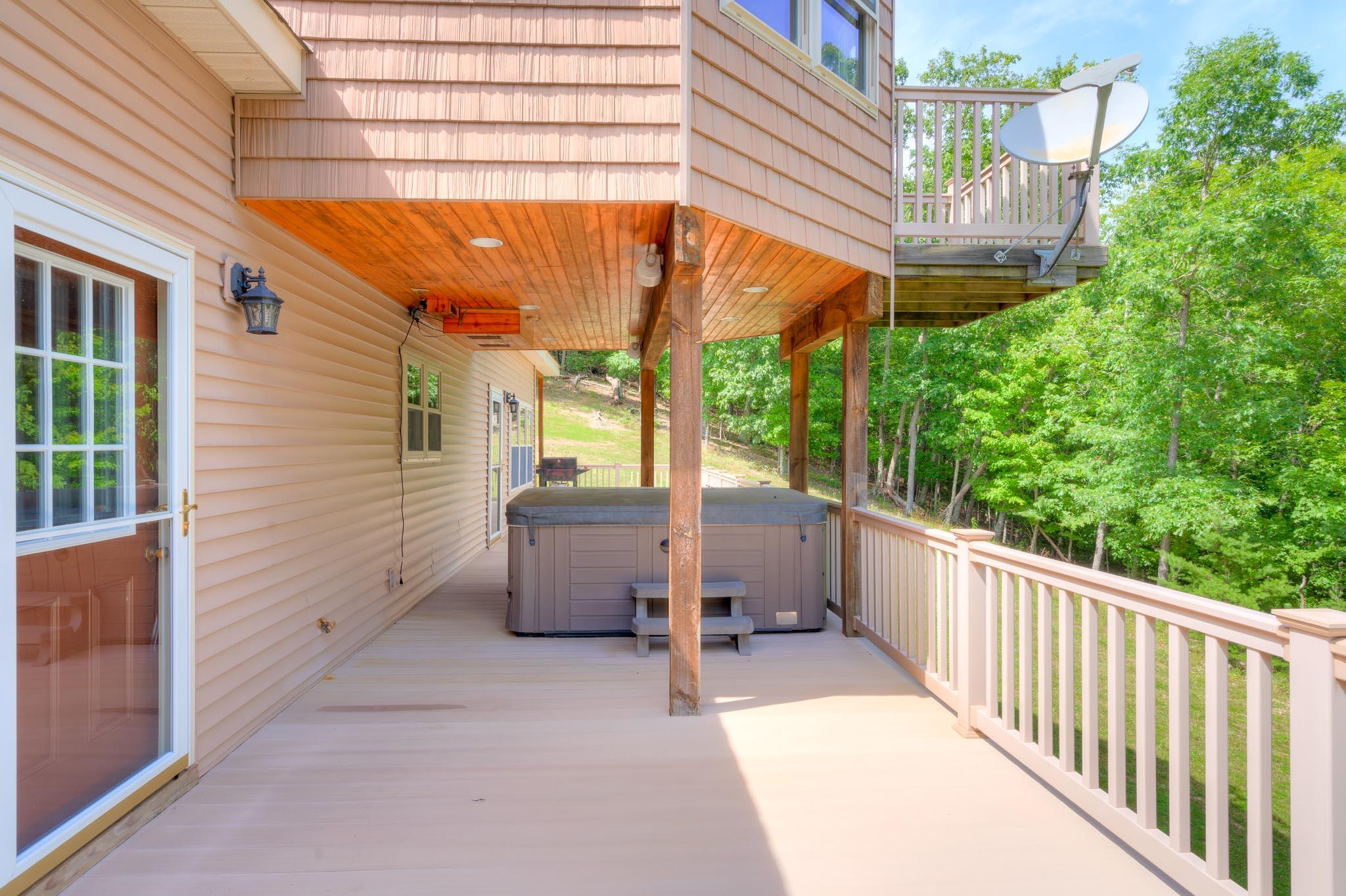 1386 Indian Valley Road Northwest Radford, VA 24141 - Photo 10 of 82 1386_IndianValleyRd_Web-15