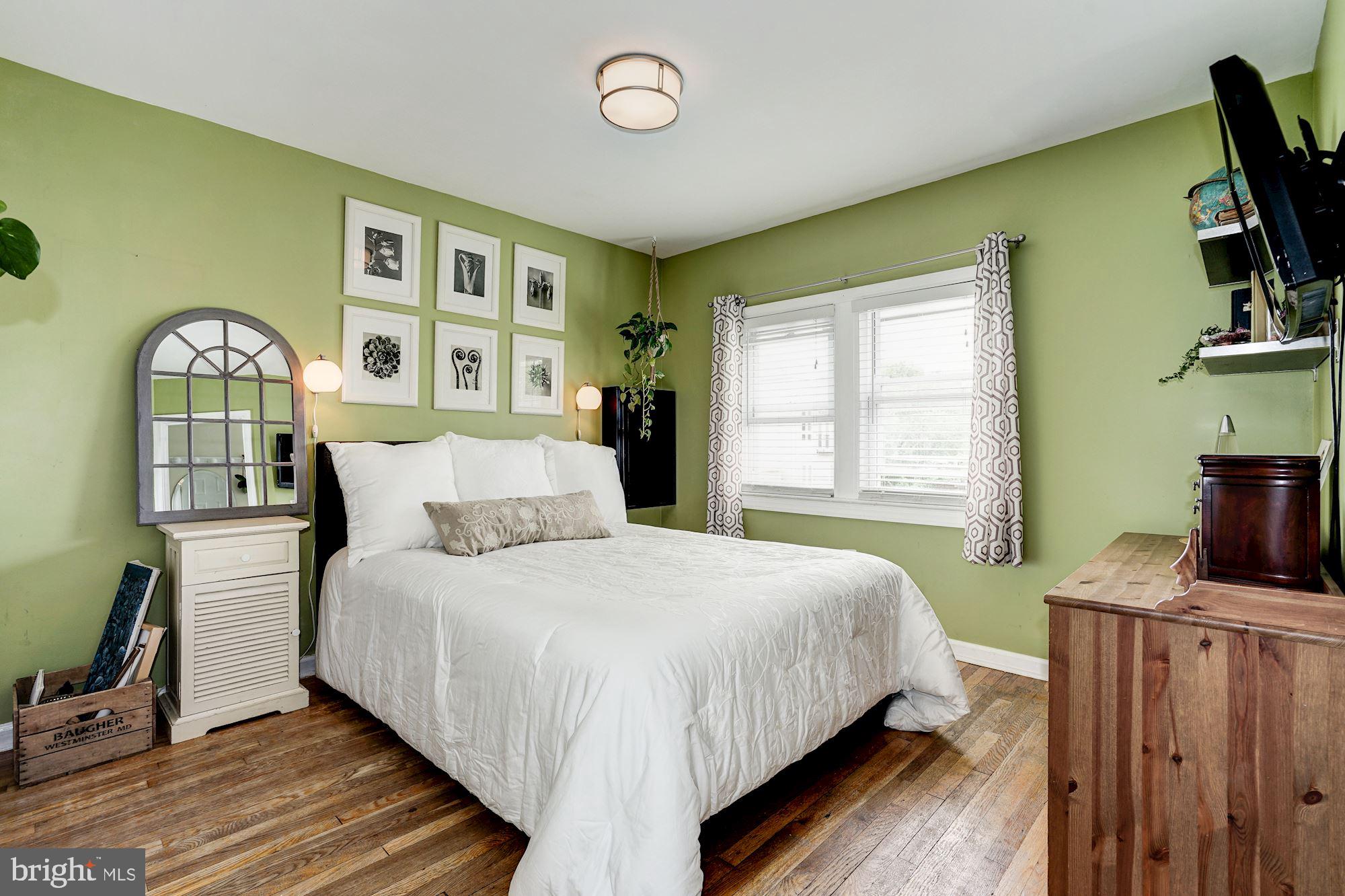 335 18th Place Northeast Washington, DC 20002 - Photo 12 of 24