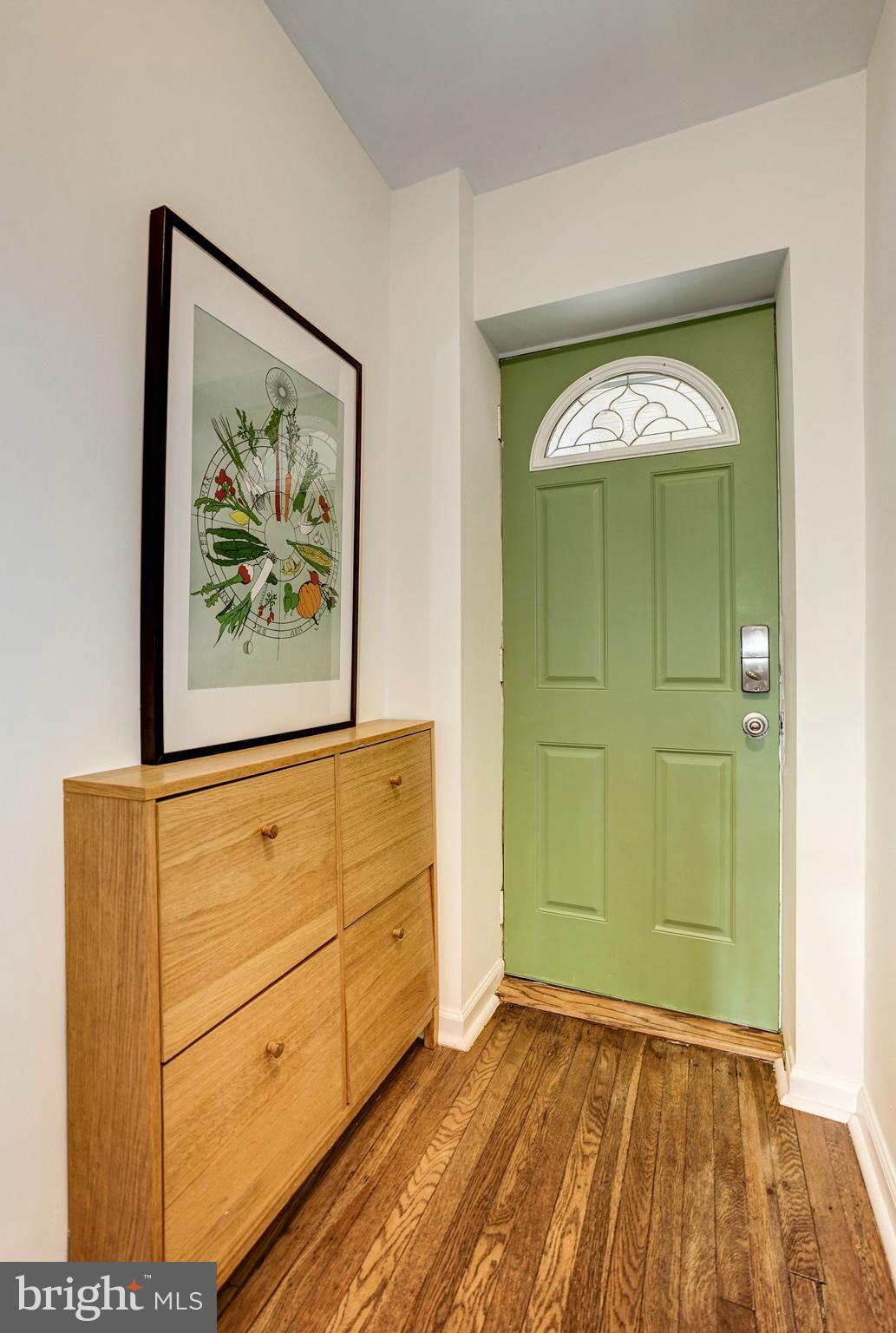 335 18th Place Northeast Washington, DC 20002 - Photo 3 of 24