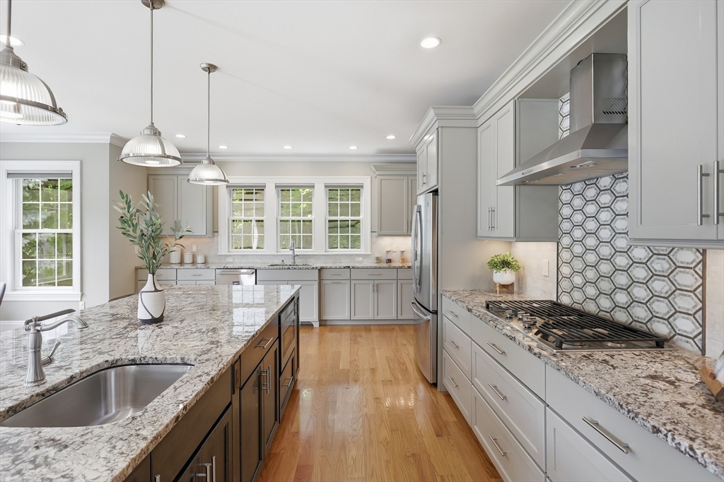 440 Concord Road Bedford, MA 01730 - Photo 13 of 42