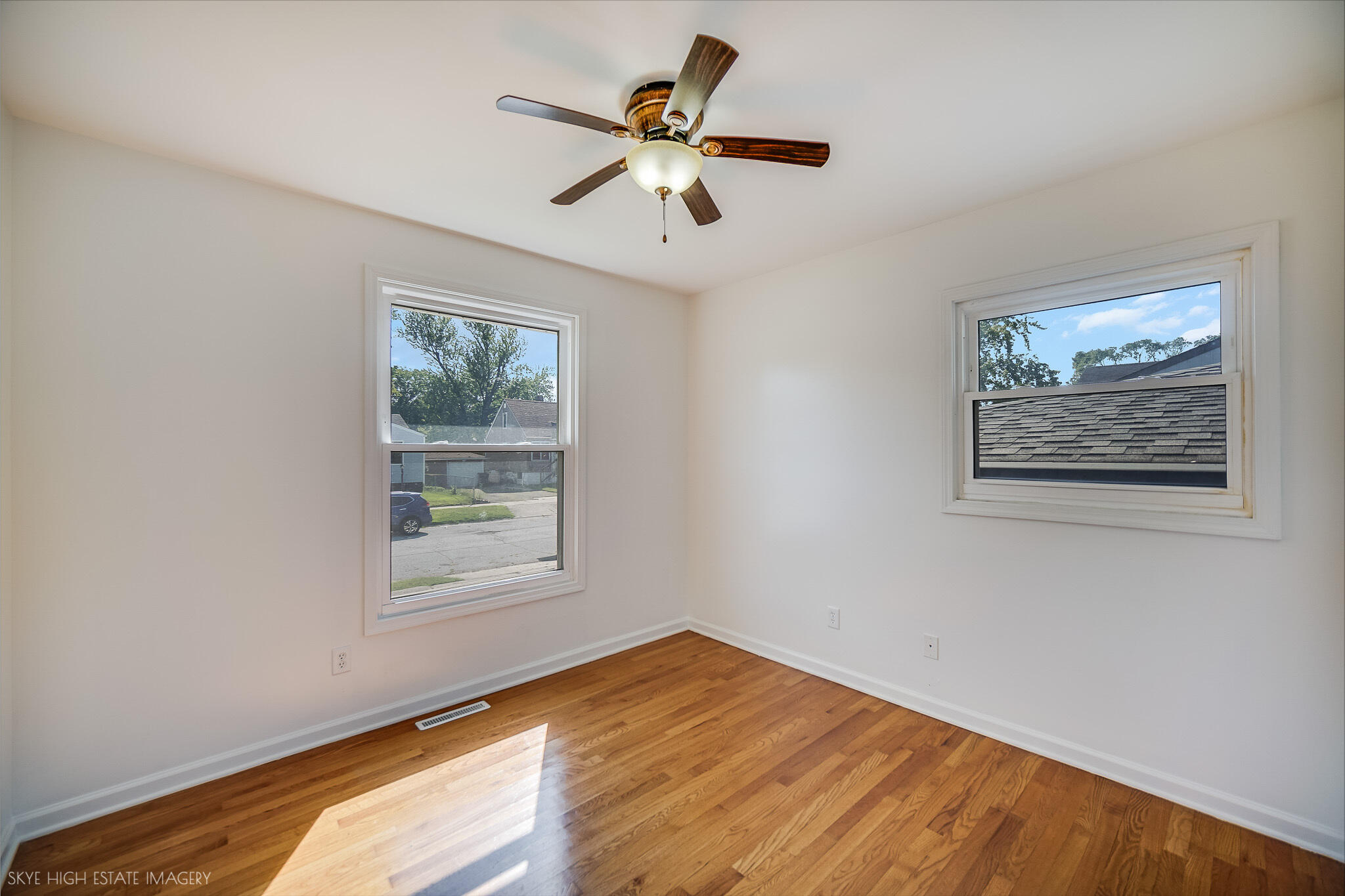 1024 Ralston Street Gary, IN 46406 - Photo 11 of 20 2048x1365